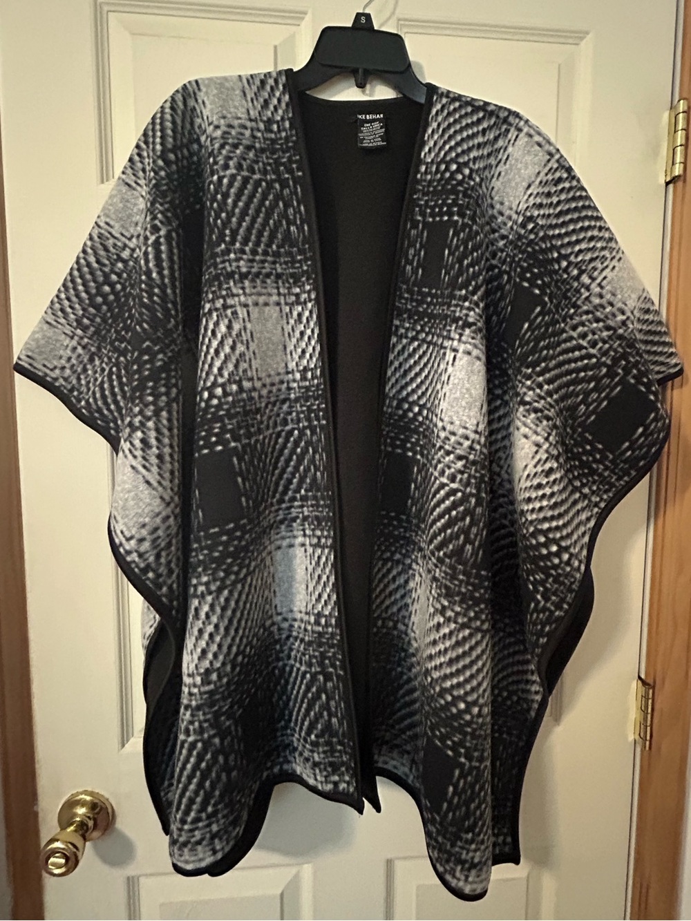 Ike Behar Women’s Reversible Open-Front Poncho Shrugged Fleece Sweater One Size